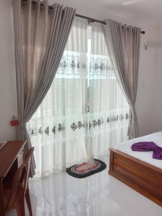 Para Inn Residence Dehiwala-Mount Lavinia Bagian luar foto