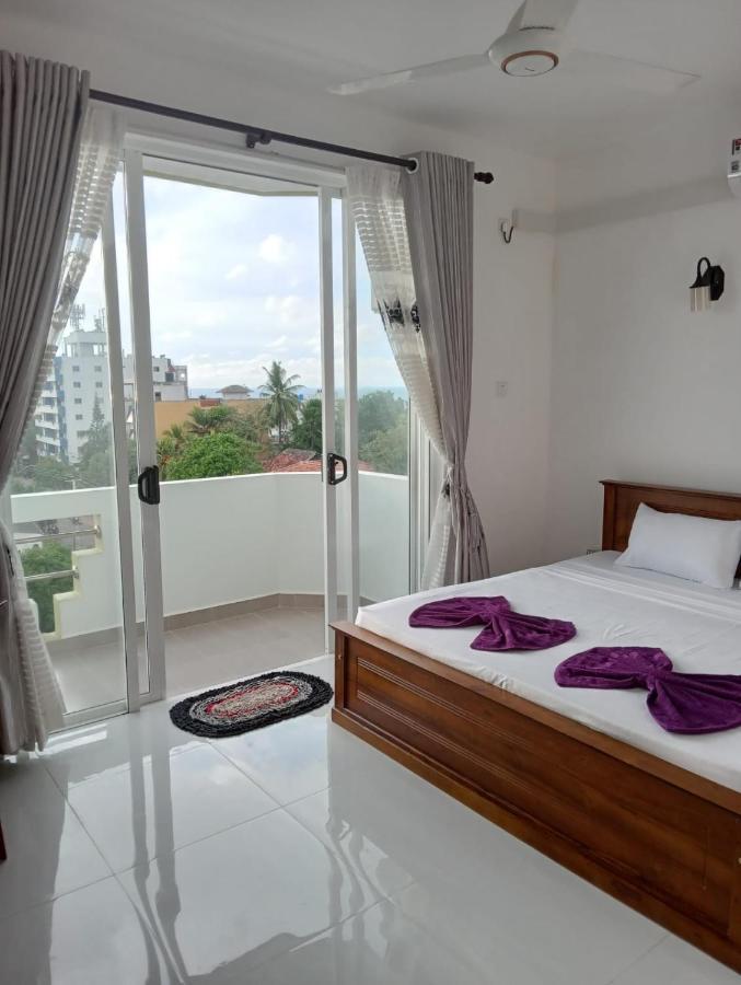 Para Inn Residence Dehiwala-Mount Lavinia Bagian luar foto